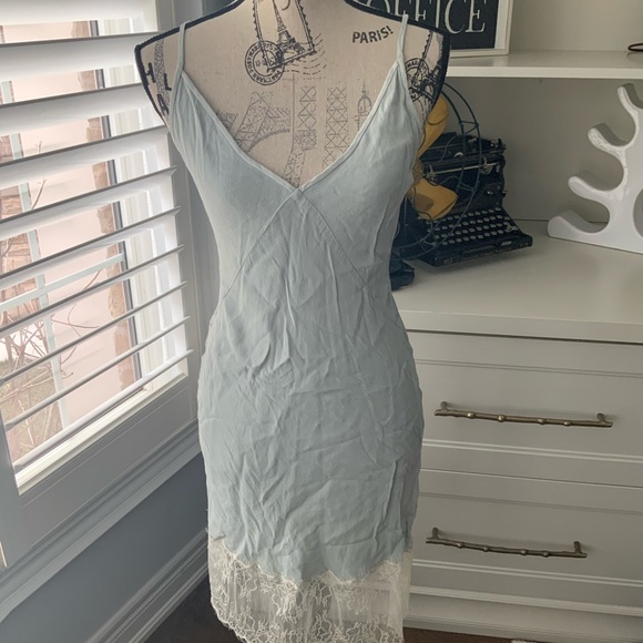 WILFRED ARITZIA Seafoam Green Slip Lace Breathable Strapless Dress Size Small - Picture 9 of 15